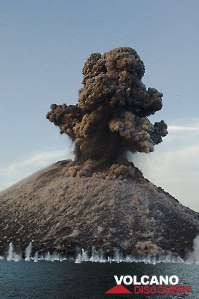 Krakatoa volcano (Krakatau), Sunda Strait (Indonesia) - facts & information