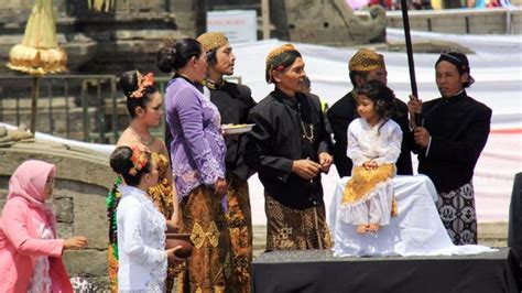 Misteri And Tradisi Ruwatan Pemotongan Rambut Gimbal Di Dieng