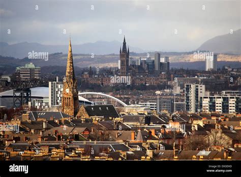 Glasgow Scotland Skyline - WoodsLima