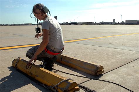 Pull The Chocks Maintence Rocks Whiteman Air Force Base Flickr