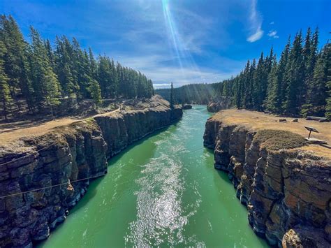 Yukon River Trail North | Yukon's Hiking Guide | yukonhiking.ca