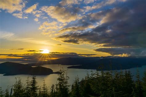 Bowen Island to Vancouver: Ferry and Travel Information 23