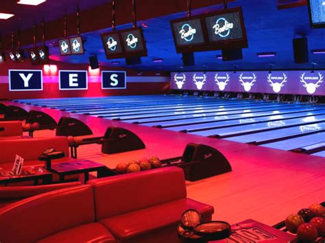 Giant New Age Bowling Alley Is Set To Open In Houstons Shadow