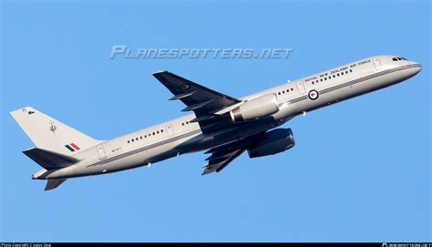 NZ7571 Royal New Zealand Air Force Boeing 757 2K2 C Photo By Jueyu