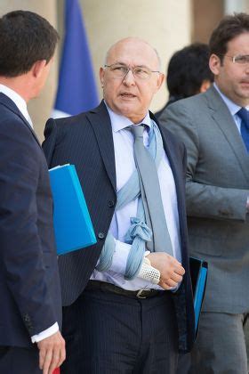 Count Weekly Cabinet Meeting At The Elysee Palace Paris France