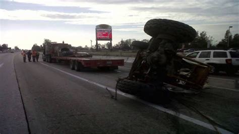 Fontana Big Rigs Accident Closes I 10 Youtube