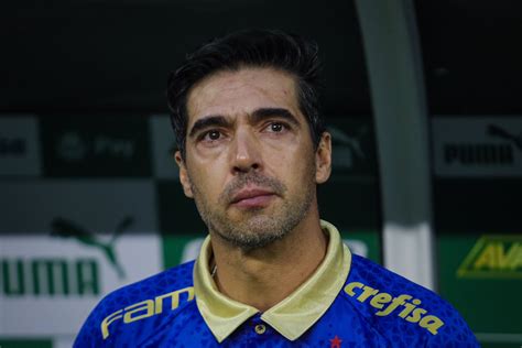 Abel iguala Brandão como maior campeão na história do Palmeiras