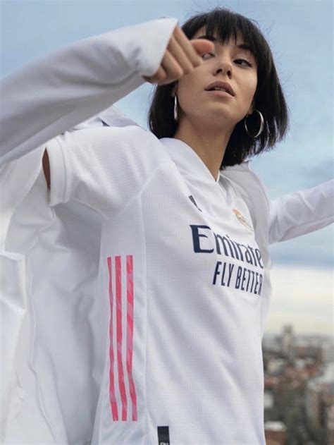 Real Madrid Woman 👠🤍 Real Madrid Madrid Girl Madrid