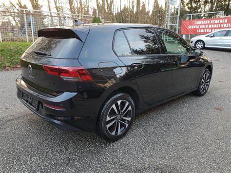 Vw Golf Tsi God Km Servisna Led Navi Jamstvo