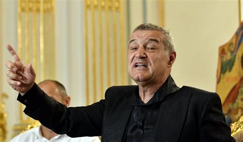 Gigi Becali a anunțat transferul pe care îl vrea la FCSB Dă afară un