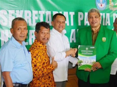 Insannul Kamil Mendaftar Jadi Calon Rektor Unand Sakato Co Id