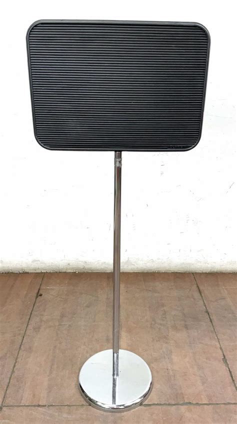 Lot Quartet Pedestal Letter Board