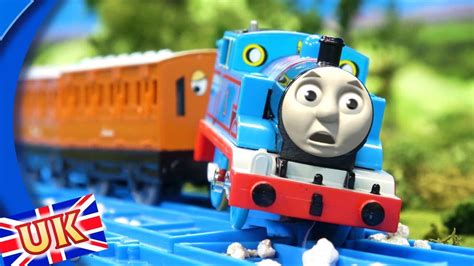 Thomas Gets Bumped Uk Thomas Accident Thomas And Friends Clip