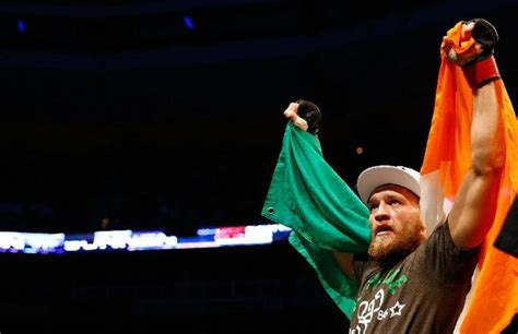 McGregor knocks out Aldo in 13 seconds at UFC 194