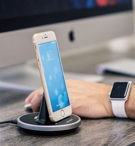 Galvanox Charging Stand For IPhone Lightning To USB A Encased