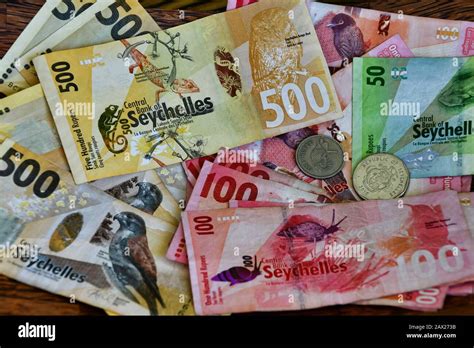 Seychelles Rupees 2020 Banknotes And Coins Stock Photo Alamy