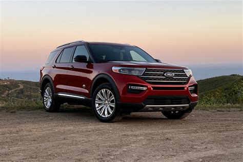 2022 Ford Explorer The Og Midsize Suv Capital One Auto Navigator