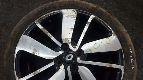 Renault Clio MK4 2013 2015 Drenalic Alloy Wheel 17Inch 3 5 7Mm Tyre 205