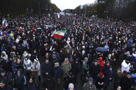 Berlin Hiljade Ljudi Na Protestima Protiv Antisemitizma B92