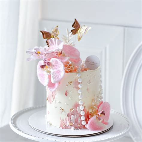 Lady Vivienne - Pink Floral Cake • Fantasy Cakes, Monthly Promo • Creme Maison Bakery Singapore