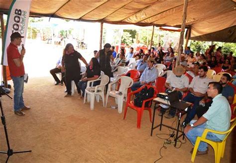 Prefeitura Municipal de Manhuaçu Prefeitura e Emater MG realizam Dia