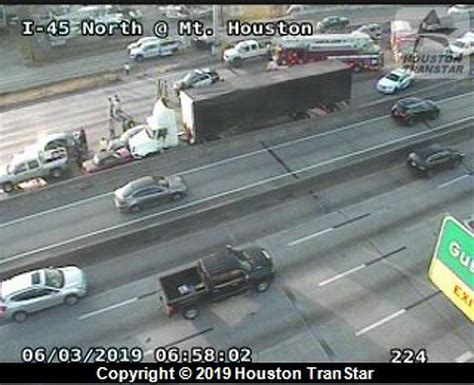 Nine Car Crash Closes Northbound I 45 Near Sh249 In Houston