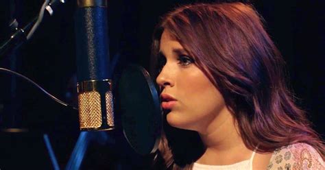 Mckenna Breinholts Gorgeous Rendition Of Hallelujah Is Absolutely Unforgettable Fascinately