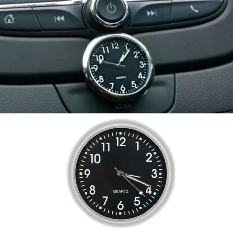 Horloge De Tableau De Bord De Voiture L Gante Et Pratique Avec Cadran