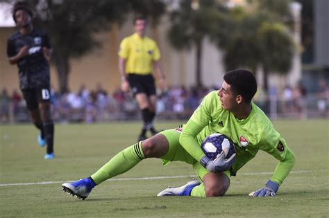 United States Olympic Goalkeeper Pays Tribute To Des Mcaleenan