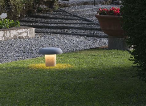 Borne Ext Rieure Amanita Par Martinelli Luce Clairage De Jardin En B Ton