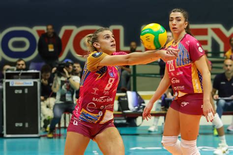 Monza Esordio Vincente Del Vero Volley Milano In Champions Prima Monza