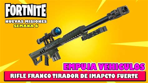 Empuja A Vehiculos Con Un Rifle Franco Tirador De Impacto Fuerte