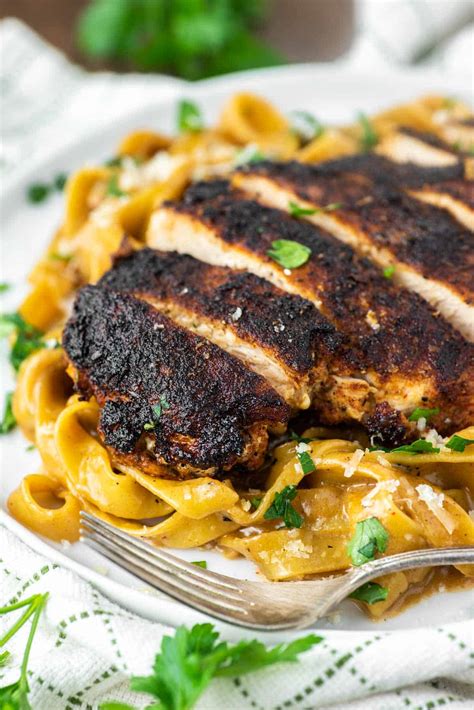 Blackened Chicken Alfredo Recipe CookCrews