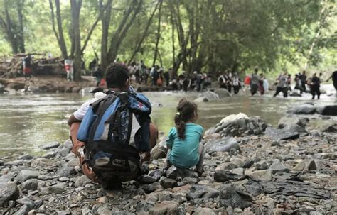 Migrantes hacen colapsar los puestos de atención en el Darién Diario