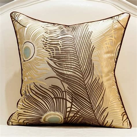 Avigers 18 X 18 Inches Light Blue Silver Peacock Feathers Cushion Cases Luxury Throw