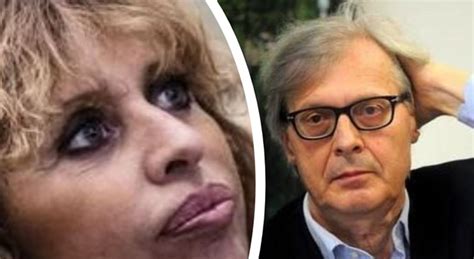 Live Non è La Durso Vittorio Sgarbi E Alessandra Mussolini Fanno Pace Con Un Bacio Il Gesto