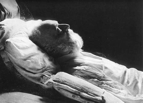 F Lix Nadar Portraits Victor Hugo Sur Son Lit De Mort