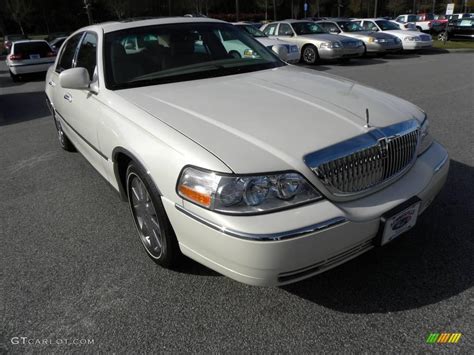 2007 White Chocolate Tri Coat Lincoln Town Car Designer 23570766 Photo