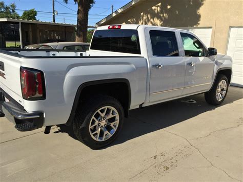 Fully Loaded 2017 Gmc Sierra 1500 Slt Crew Cab For Sale