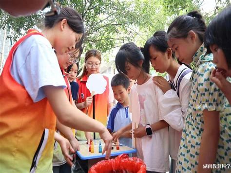 邵阳学院：以漆为笔，传承非遗文化学子下乡书香校园湖南教育科学