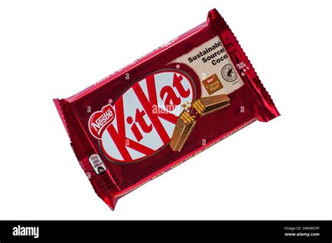 Nestle Kitkat Milk Chocolate Bar Isoliert Auf Weißem Hintergrund Kitkat Kit Kat Kit Kat