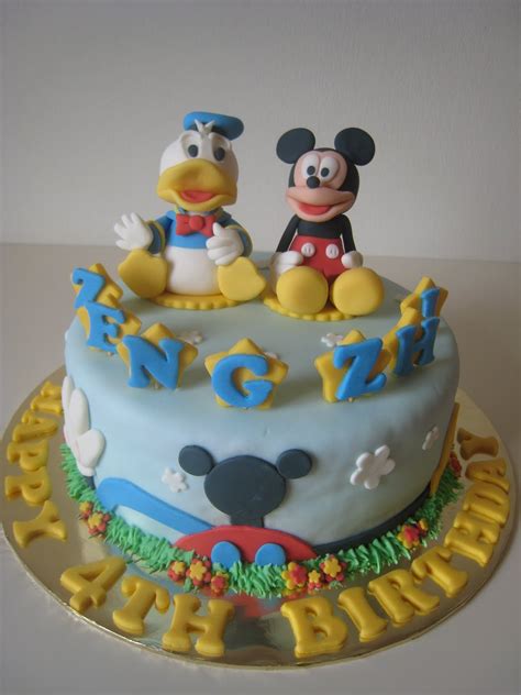 Just Celebrate Cakes: Mickey Mouse and Donald Duck Cake