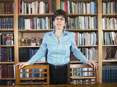 Rabbi Elli Tikvah Sarah Awiderbridge Org What Did This Lesbian Rabbi Do To Make Julie