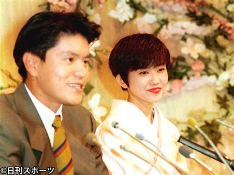 あの大物も！過去のツーショット結婚会見／写真特集 芸能ライブ速報 日刊スポーツ