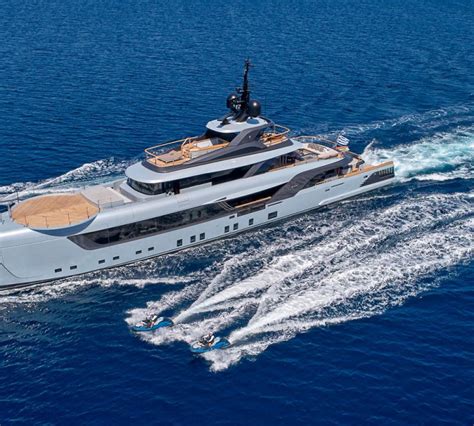 Geco Yacht Charter Details Admiral Charterworld Luxury Superyachts