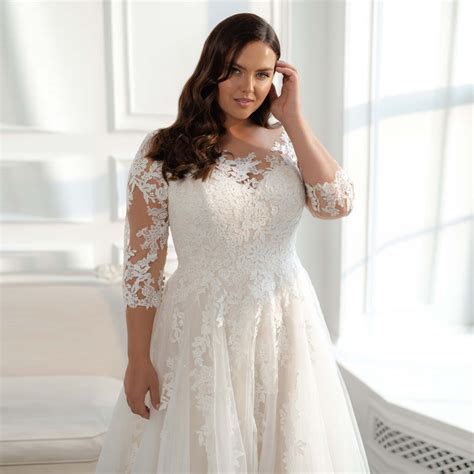 Bohemian Plus Size Wedding Dresses For Women Lace Appliques Three