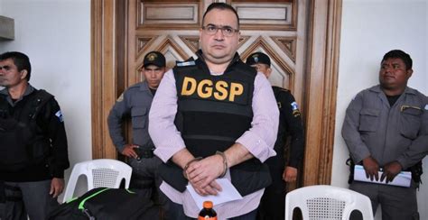 Amplían un año la prisión preventiva al exgobernador Javier Duarte por