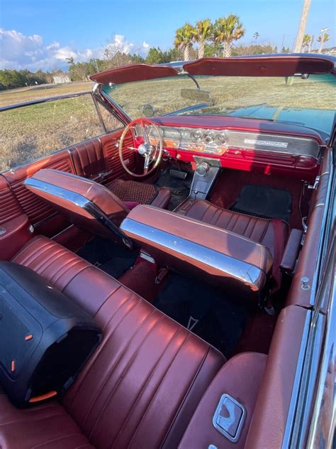 1964 Pontiac Bonneville Convertible 4 Barn Finds