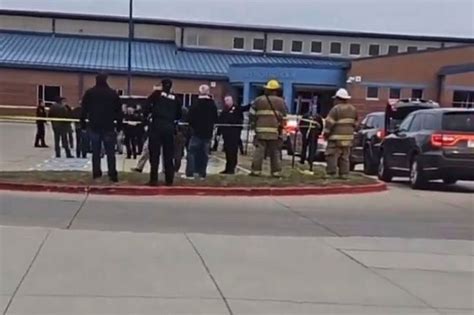 Perry High School Shooting 1 Dead And Multiple Injured As Shooter Dies