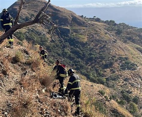 Messina Cade In Un Burrone Morto Anziano